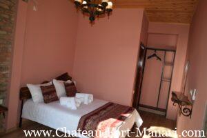 Гостиница в Шато Форт Манави